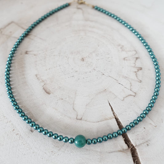 Green Preciosa pearl necklace