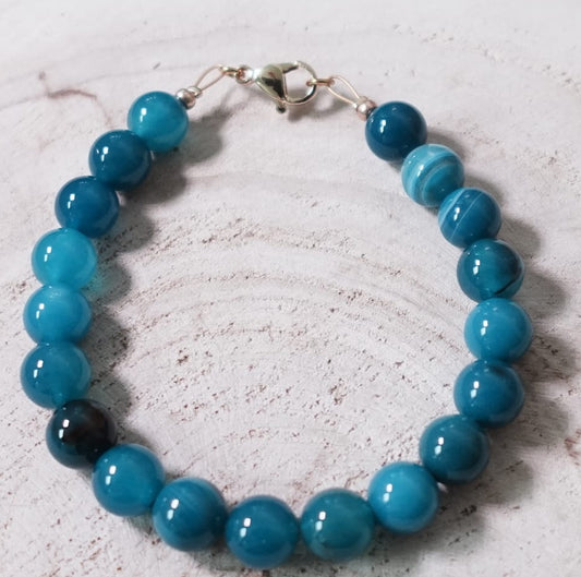 Blauw gestreepte Agaat armband