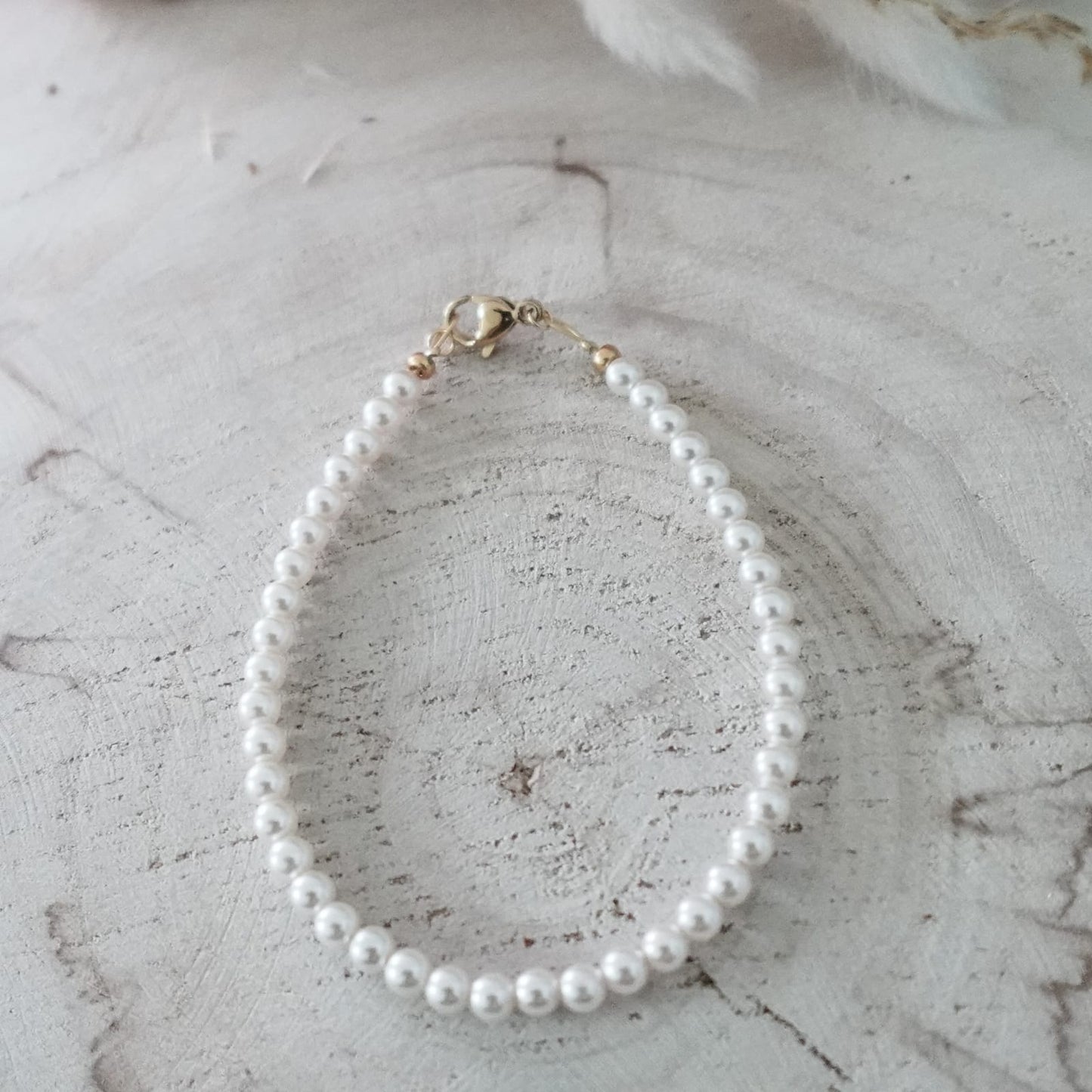 white Preciosa pearl bracelet – Stainless Steel clasp